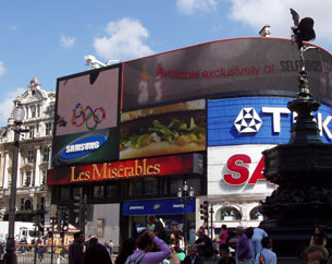 Piccadilly Circus i London